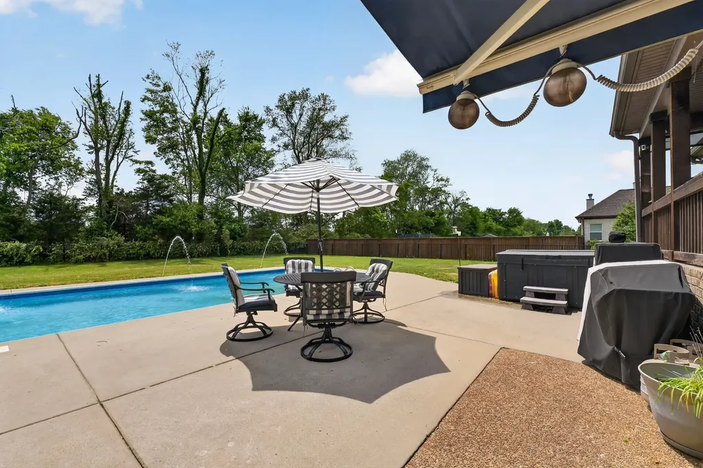 450 Cobblestone Way Mount Juliet TN 37122