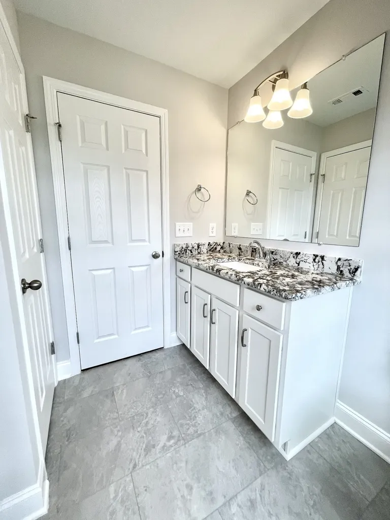 724 Hahn Court Lebanon TN 37087