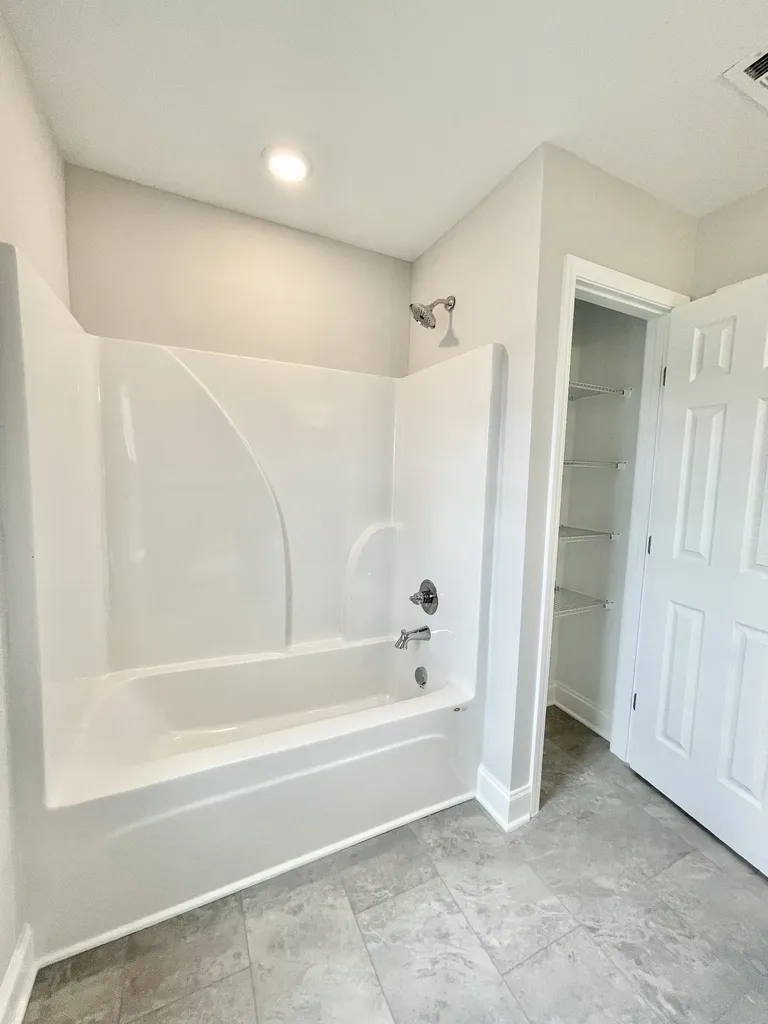 724 Hahn Court Lebanon TN 37087