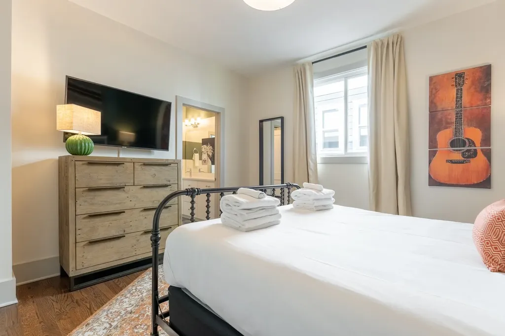 20 Fern Avenue Nashville TN 37207