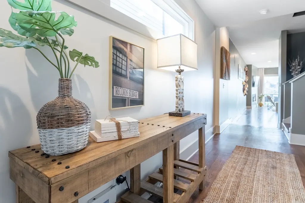 20 Fern Avenue Nashville TN 37207