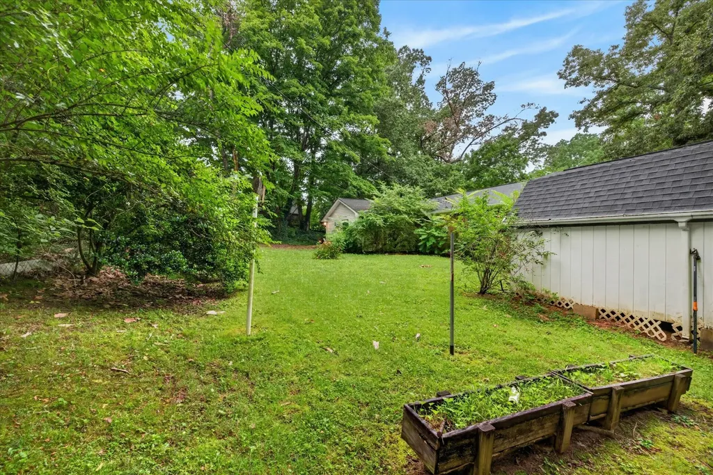 700 Dean Road Clarksville TN 37040