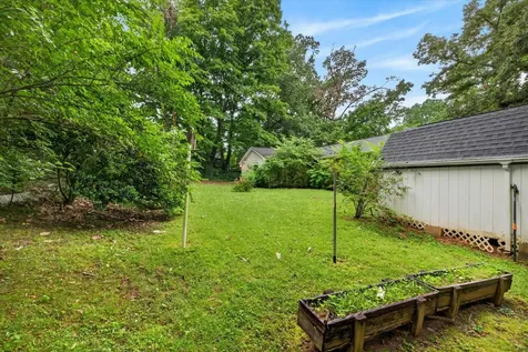 700 Dean Road Clarksville TN 37040