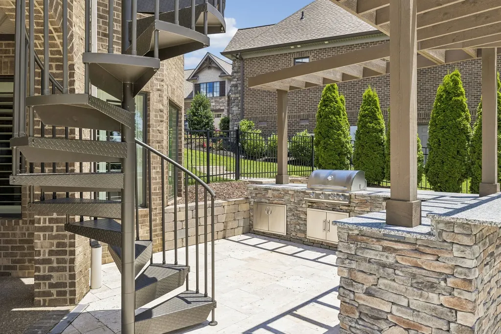 1149 Mccrory Circle Gallatin TN 37066