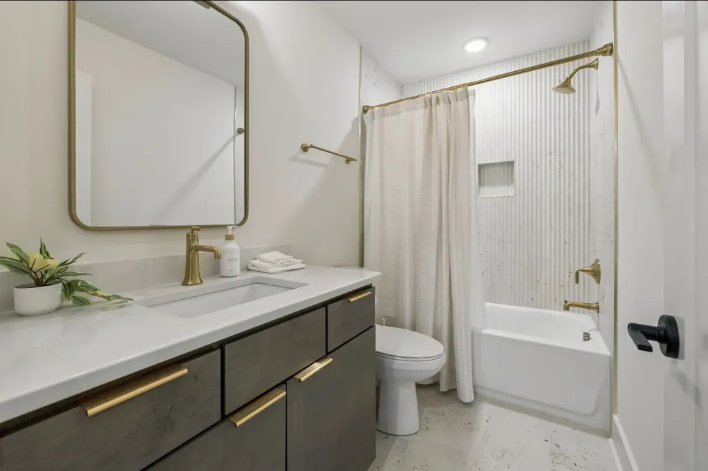 542B Rosedale Avenue Nashville TN 37211