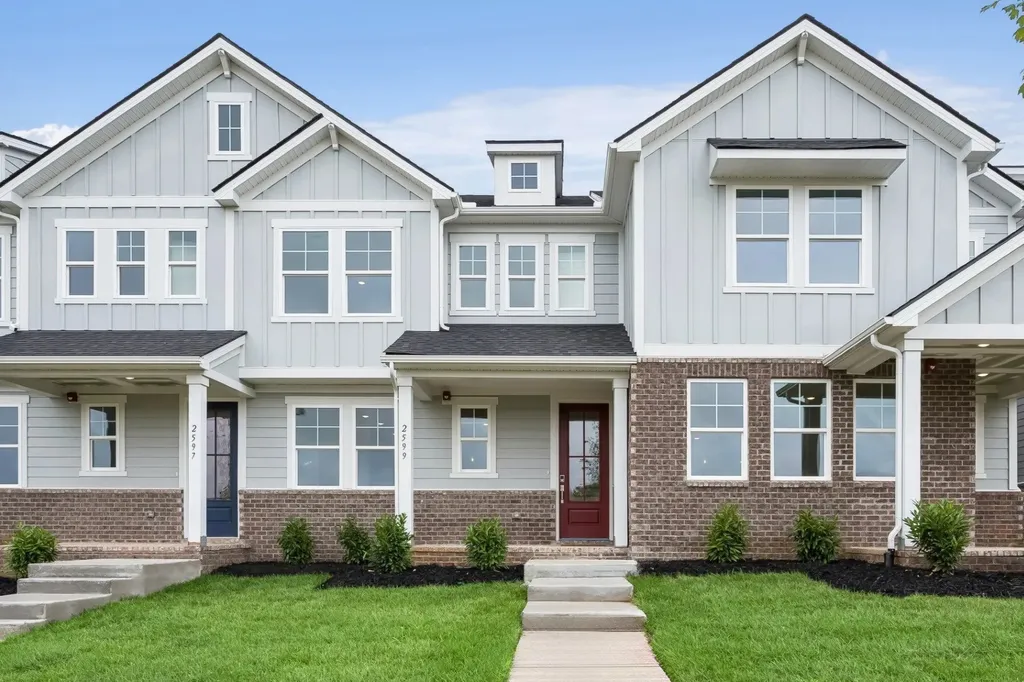 2595 Peaceful Valley Drive Columbia TN 38401