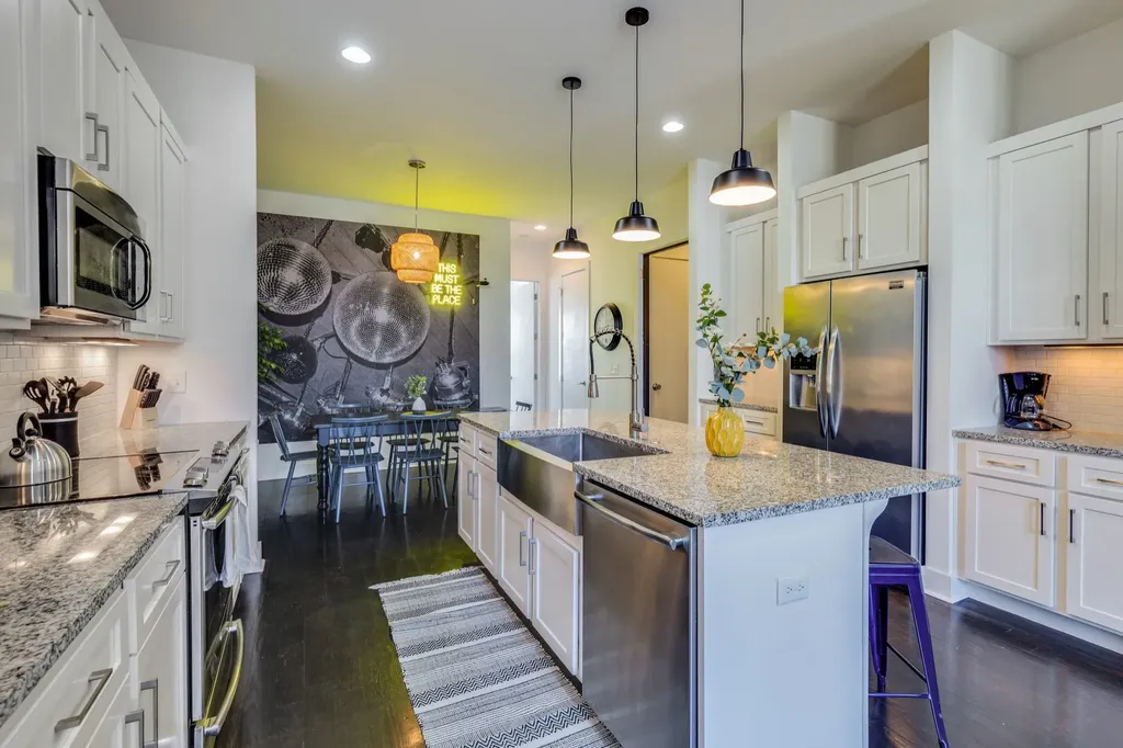 1027 Wedgewood Avenue Nashville TN 37203