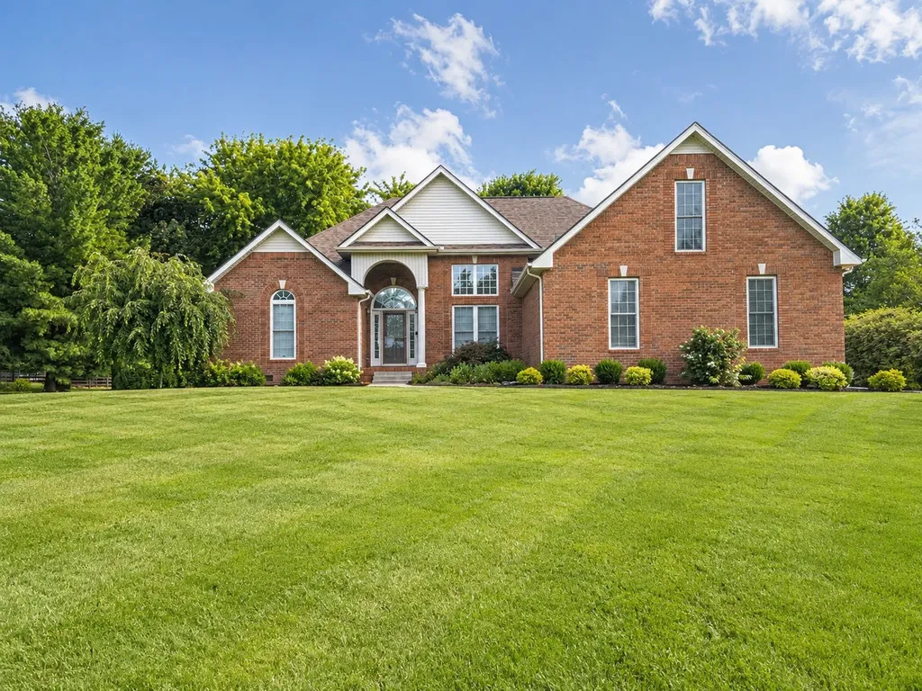 1025 Filmore Harris Road Pleasant View TN 37146