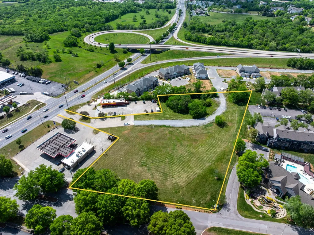 0 West Main Street, W Hendersonville TN 37075