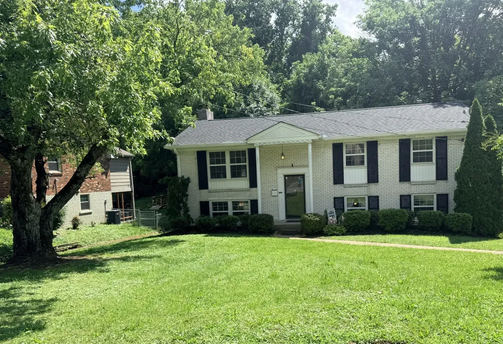 3755 Faulkner Drive Nashville TN 37211