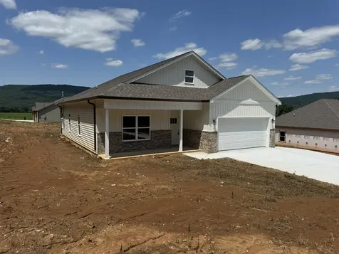 13 Hamby Drive Pelham TN 37366