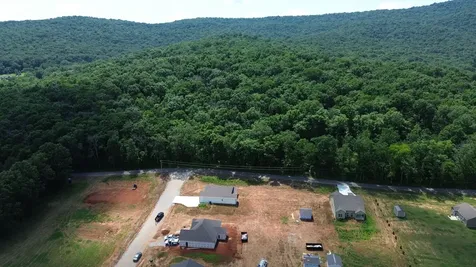 13 Hamby Drive Pelham TN 37366