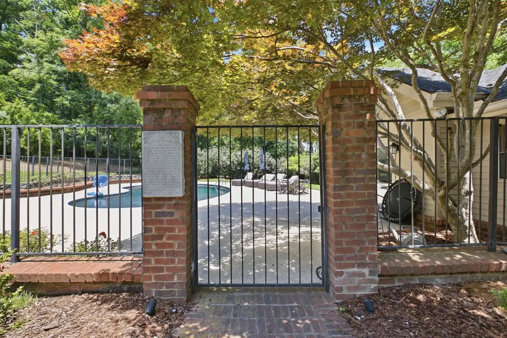 4383 Chickering Lane Nashville TN 37215