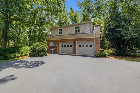 4383 Chickering Lane Nashville TN 37215