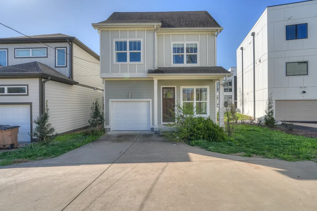 908 Youngs Lane Nashville TN 37207