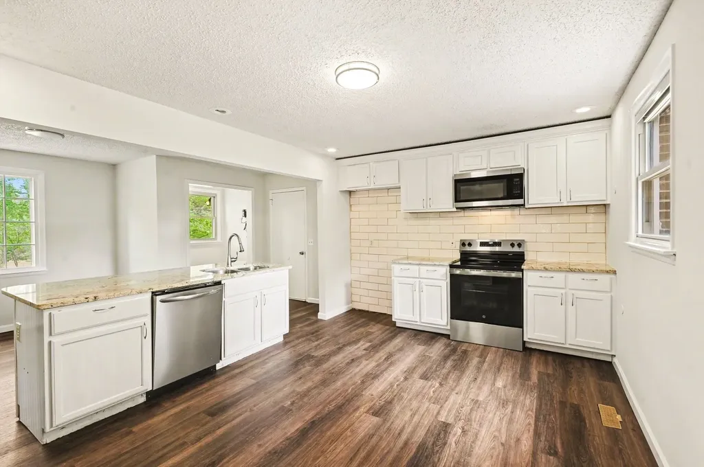 502 Maplewood Drive Greenbrier TN 37073