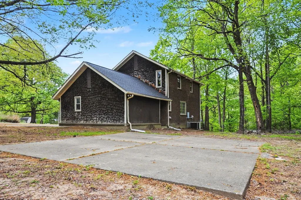 502 Maplewood Drive Greenbrier TN 37073
