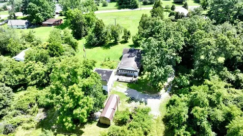 1900 1st Street Ext, E Hopkinsville KY 42240