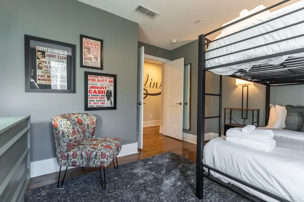 20B Fern Avenue Nashville TN 37207