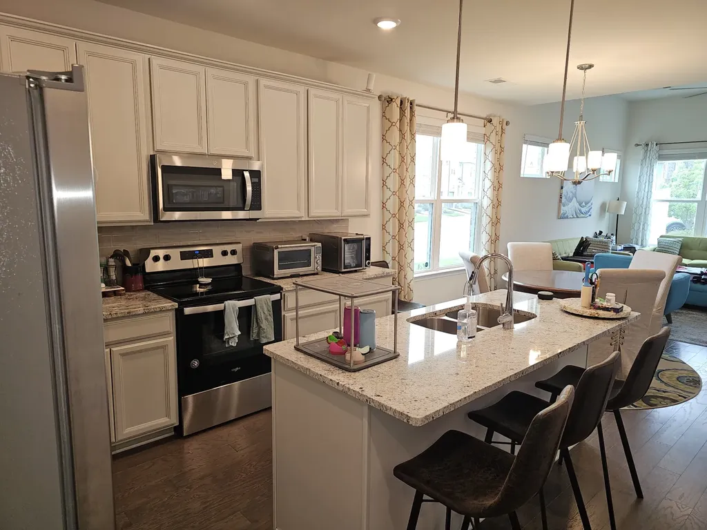 11 Holland Ridge Circle Lebanon TN 37090