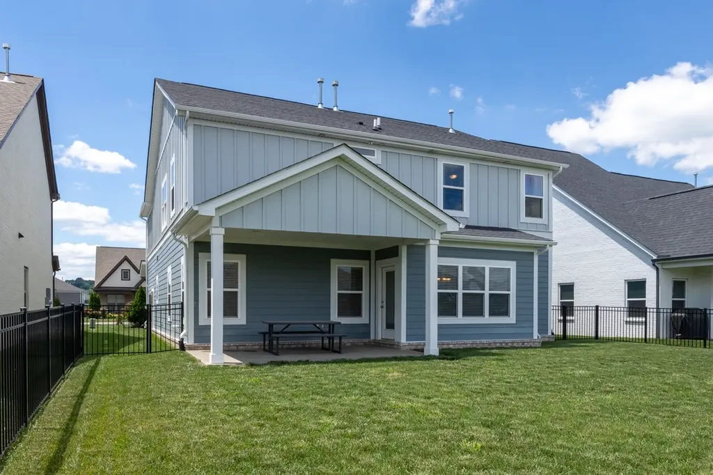 1406 Serenity Court Hendersonville TN 37075