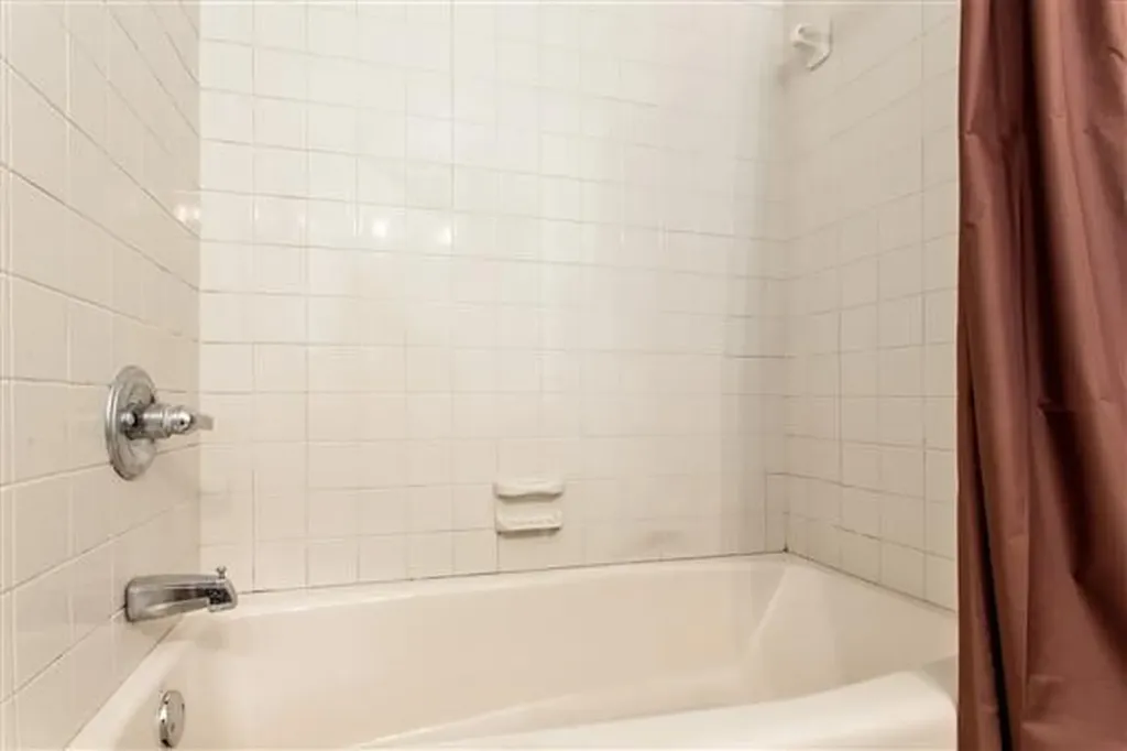 202 Hillsboro Place Nashville TN 37215