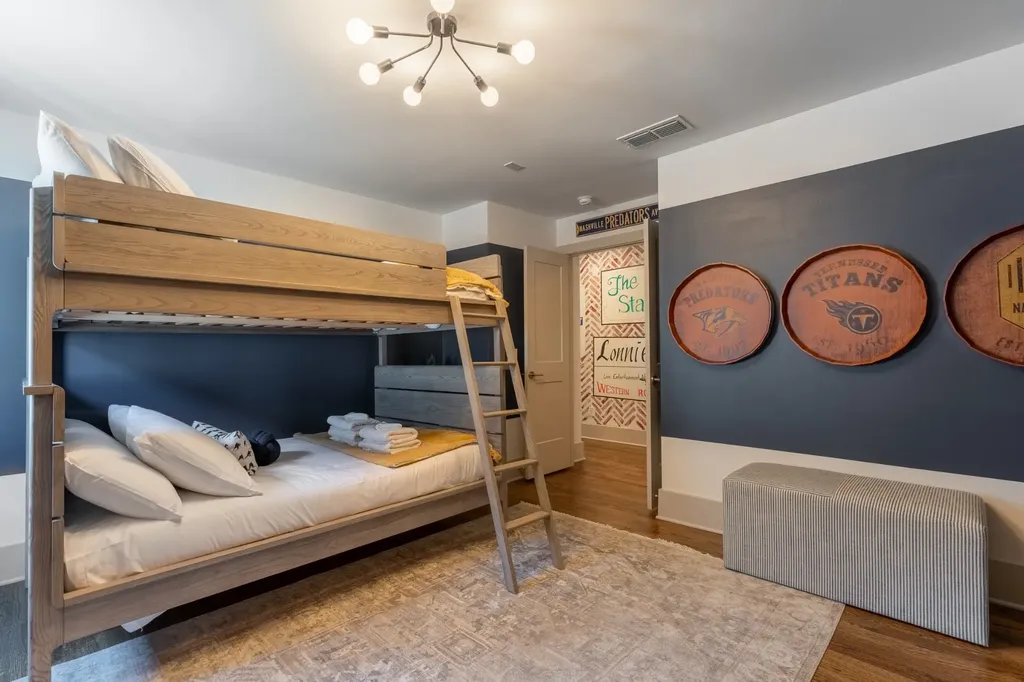 22 Fern Avenue Nashville TN 37207