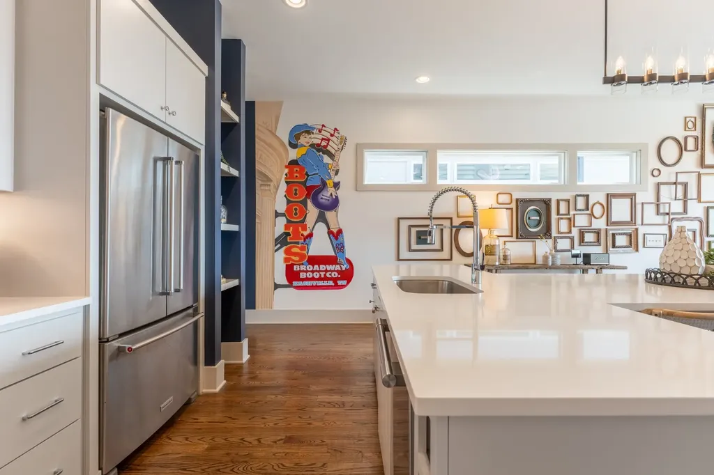 22 Fern Avenue Nashville TN 37207