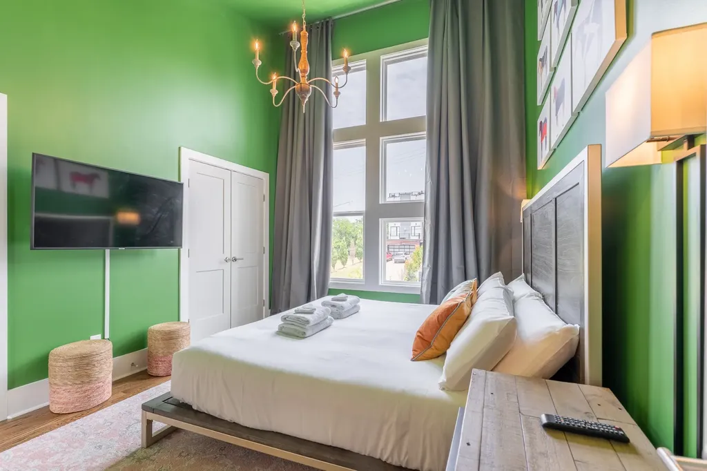22 Fern Avenue Nashville TN 37207