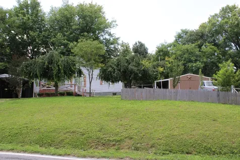 93 W Green Hill Road Mcminnville TN 37110