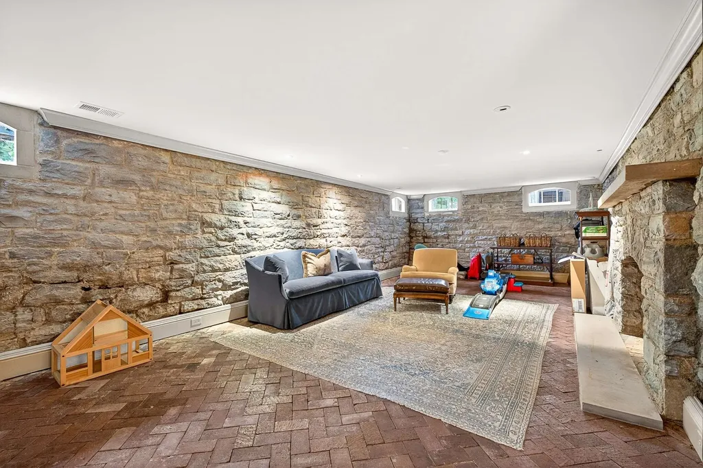 3519 Woodmont Boulevard Nashville TN 37215