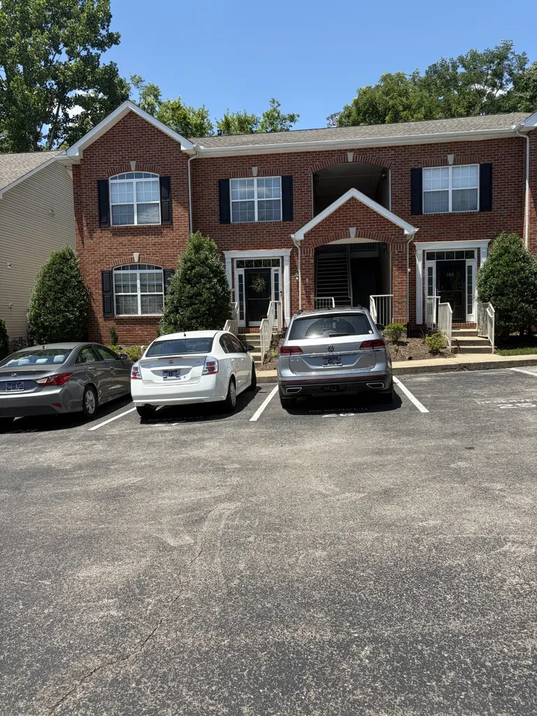 6952 Highway 70, S Nashville TN 37221
