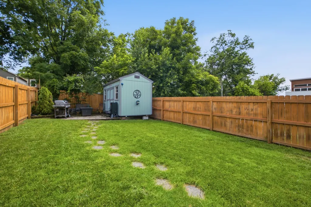 934B Spain Avenue Nashville TN 37216
