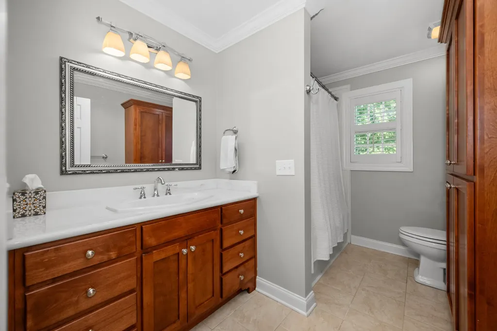 2240 Racquet Club Drive Murfreesboro TN 37128
