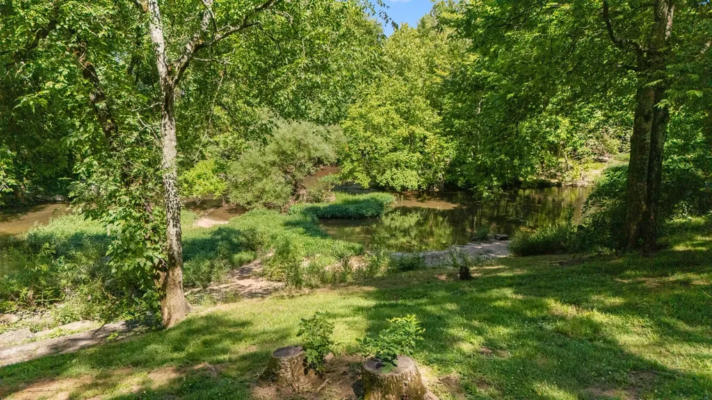 2240 Racquet Club Drive Murfreesboro TN 37128