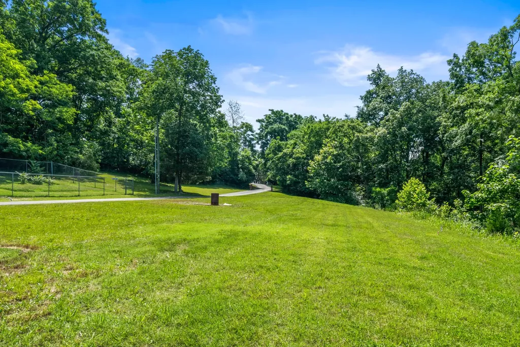 500 Moncrief Avenue Goodlettsville TN 37072
