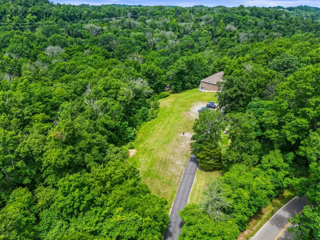 500 Moncrief Avenue Goodlettsville TN 37072