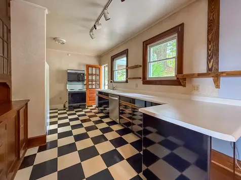 201 N Seminole Drive Chattanooga TN 37411