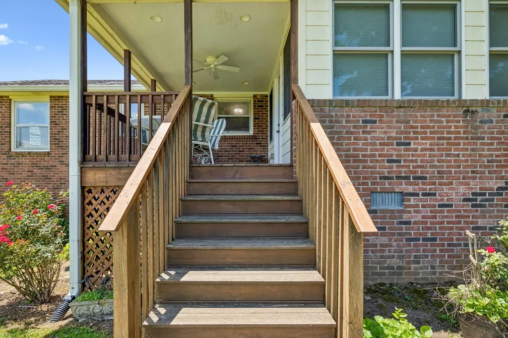 2272 Osburn Road Arrington TN 37014