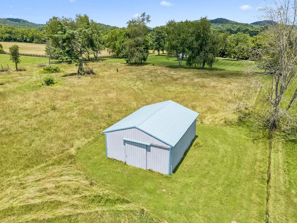 2272 Osburn Road Arrington TN 37014