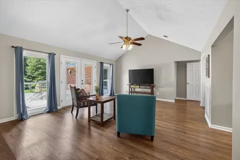 3549 Thomasville Road Chapmansboro TN 37035