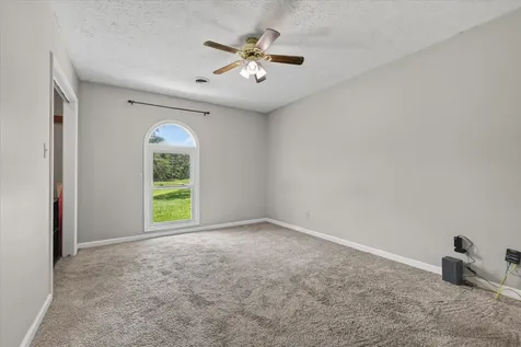3549 Thomasville Road Chapmansboro TN 37035