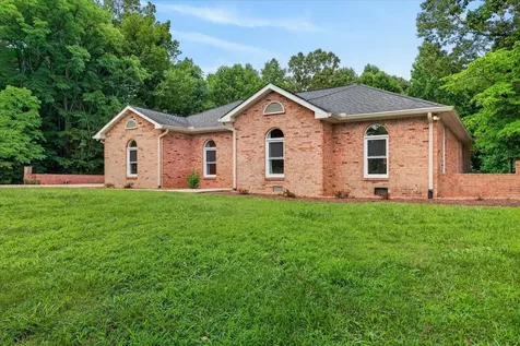 3549 Thomasville Road Chapmansboro TN 37035