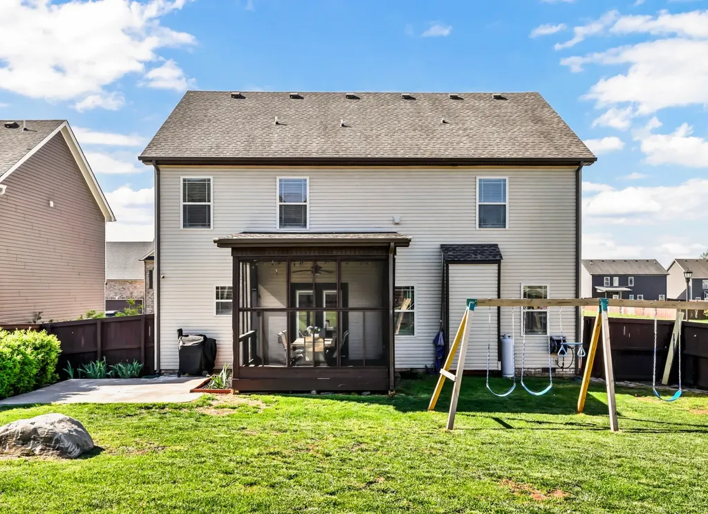 109 Easton Drive Clarksville TN 37043
