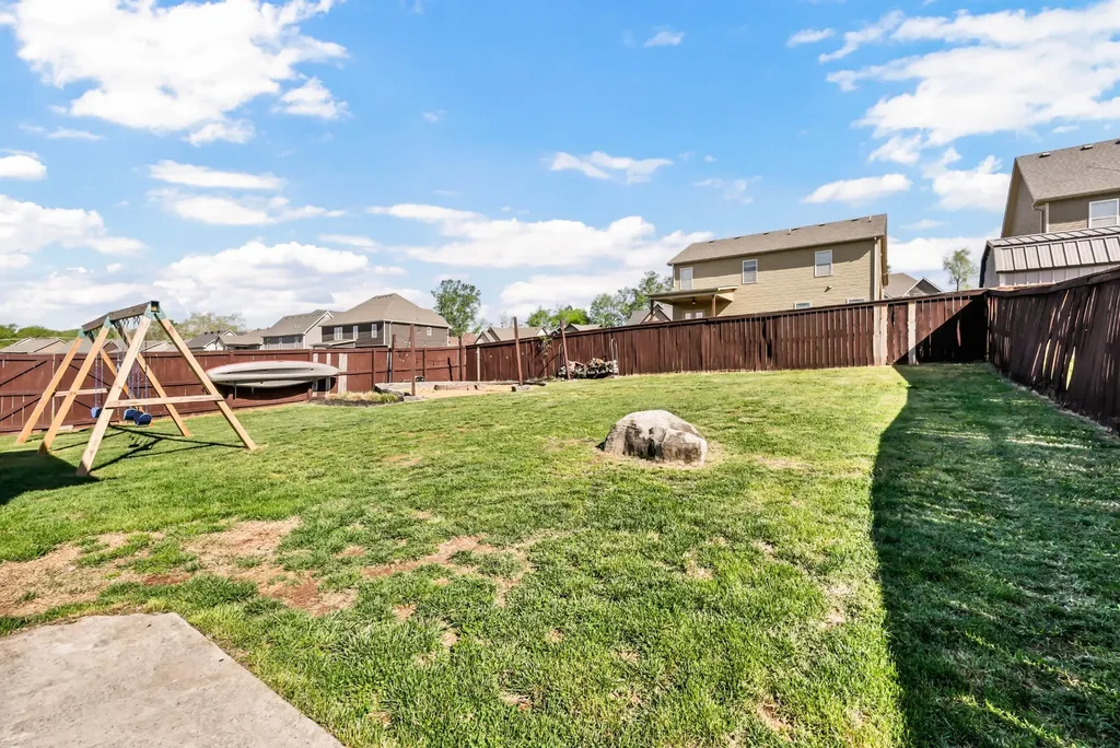 109 Easton Drive Clarksville TN 37043