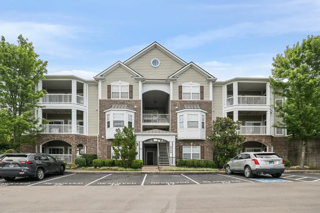 4720 Brighton Village Drive Nashville TN 37211