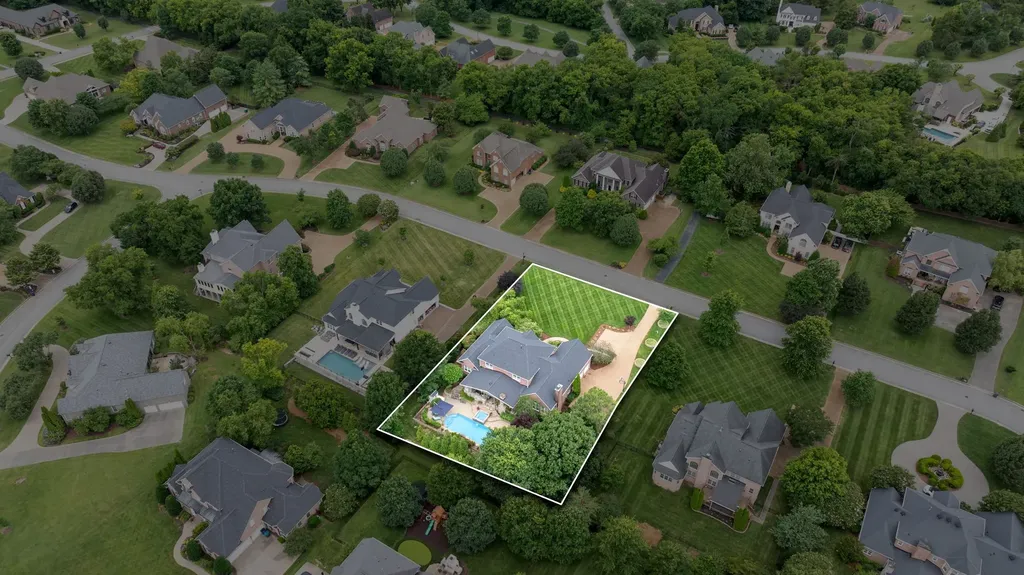 9110 Concord Hunt Circle Brentwood TN 37027