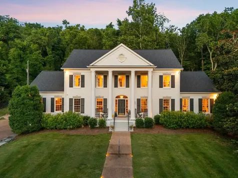 5360 Hillsboro Pike Nashville TN 37215
