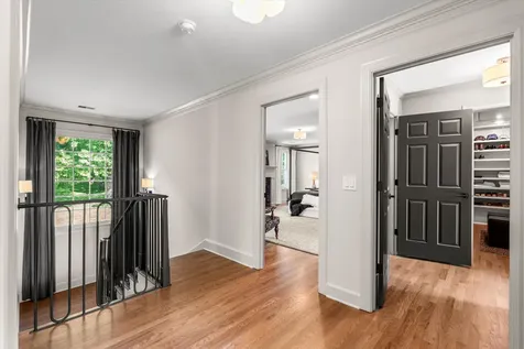 5360 Hillsboro Pike Nashville TN 37215