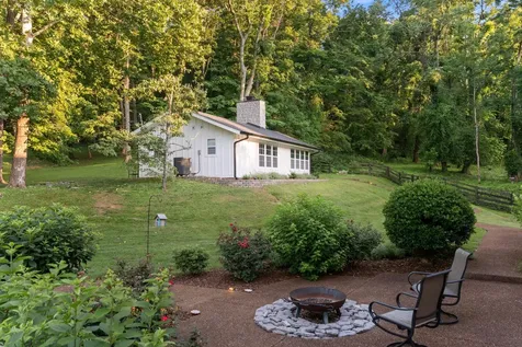 5360 Hillsboro Pike Nashville TN 37215